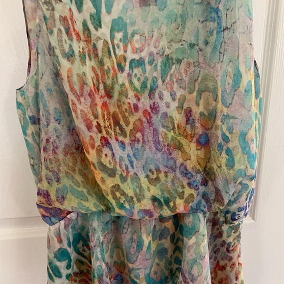 V Christina sheer tank with attached same print lining! NWOT - Large - Picture 5 of 9